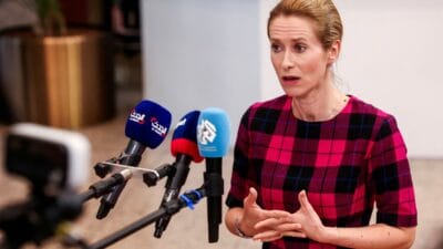 Ab liderleri ukrayna hakkinda ortak beyan yapti bir ulke cikarildi 4025
