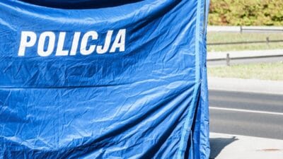 Acil durum seridinde tekerlek degistiriyorlardi bir kamyonun karistigi olumcul kaza 8049