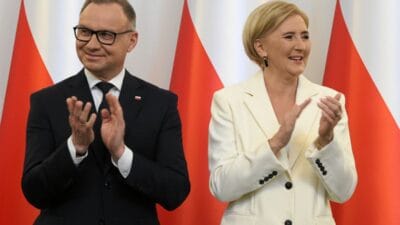 Agata duda prezdanlik donemini gulumseyerek sonlandirdi 3260