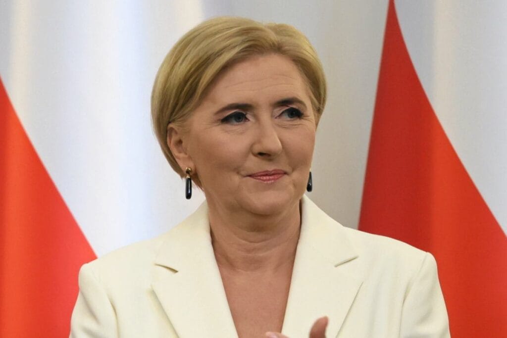 agata kornhauser duda ogretmenlige geri donmuyor gelecegi belirsiz 3362