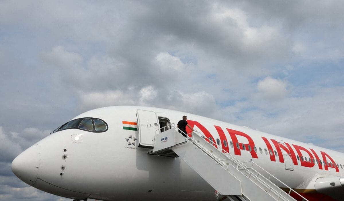 Air india ucak kazasi trajedinin olasi bir nedenine isaret etti hatali sistem 7027