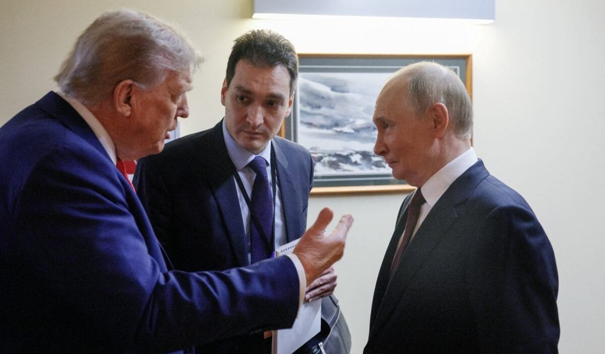 Alaska oteli nde trump putin ziyaretinden belgeler kesfedildi 4723