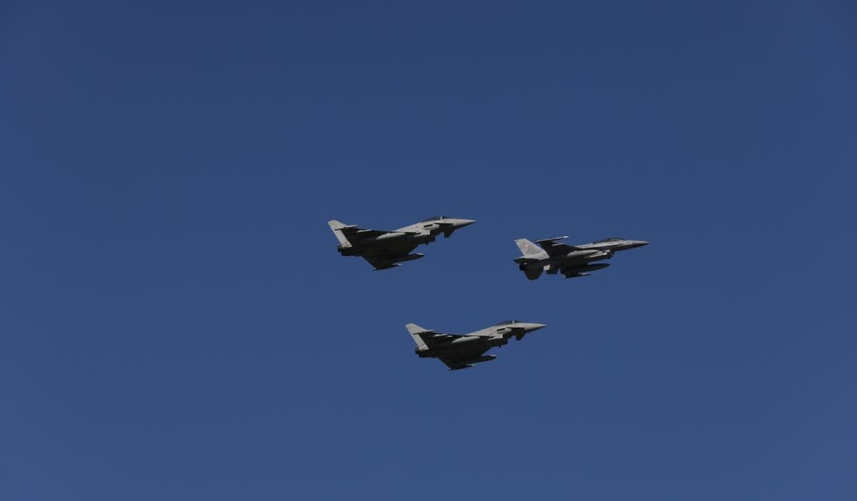 Almanya polonya ordusunu destekliyor eurofighter lar mazovya ya tasindi 3216