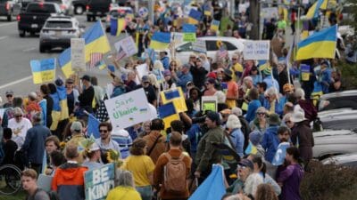 Anchorage da trump putin zirvesi oncesinde alaskan protestolari 4449