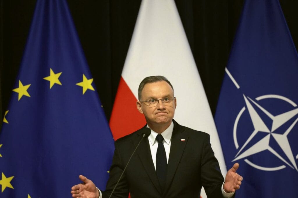 andrzej duda 27 yil sonra sessizce jagiellonian universitesi ndeki i sini kaybetti 3320