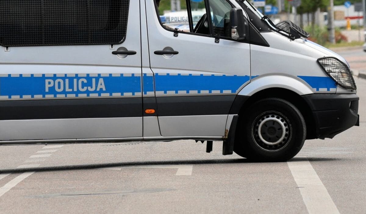 Aşağı silezya: belediye meclis üyesinin bir kızı cinsel ilişkiye sürüklediği iddia edildi. "i̇tiraf etti". 1 Asagi silezya belediye meclis uyesinin bir kizi cinsel iliskiye surukledigi iddia edildi i tiraf etti 6090