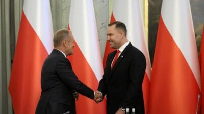 Bakanlar kurulu'nun üzerine bir soğukluk çöktü. Tusk'tan nawrocki'ye: burası bir münazara kulübü değil 3 Bakanlar kurulu nun uzerine bir sogukluk coktu tusk tan nawrocki ye burasi bir munazara kulubu degil 7183