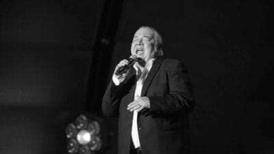 Basit kelimelerle gercegi soyledi cennet guzel bir ses kazandi siyasetciler stanislaw soyka ya veda etti 6212