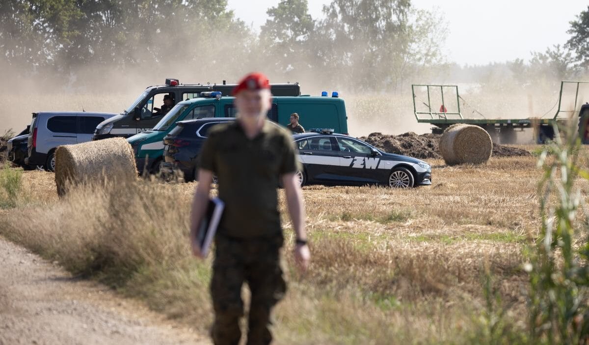 Lublin bölgesindeki patlamanın ardından milli savunma bakanlığı başkanı: her türlü olasılığın dikkate alınması gerekiyor 1 Baskani lubelszczy ne de patlamadan sonra her versiyon dikkate alinmali 5263
