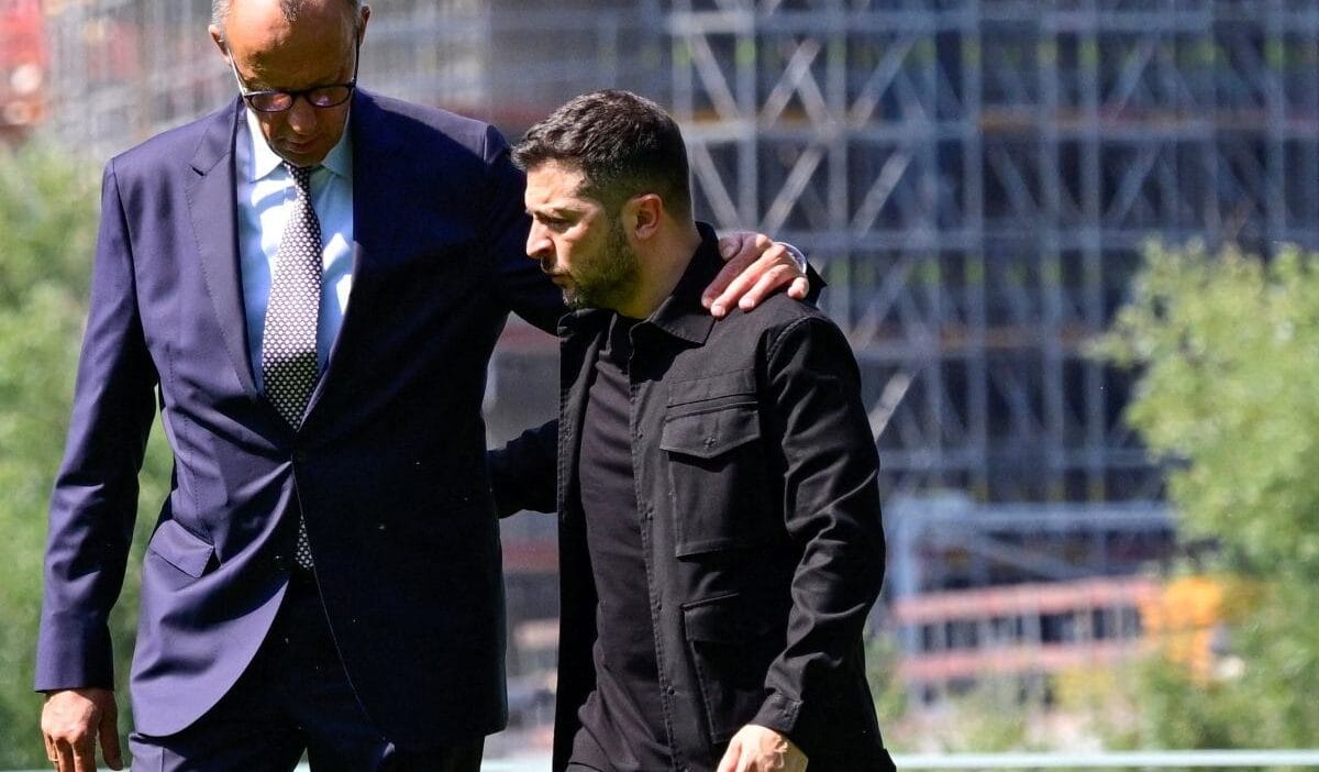 Britanya analistleri avrupa lider konferansı hakkında: endişe ve son fırsat konuşmaları 1 Britanya analistleri avrupa lider konferansi hakkinda endise ve son firsat konusmalari 4256