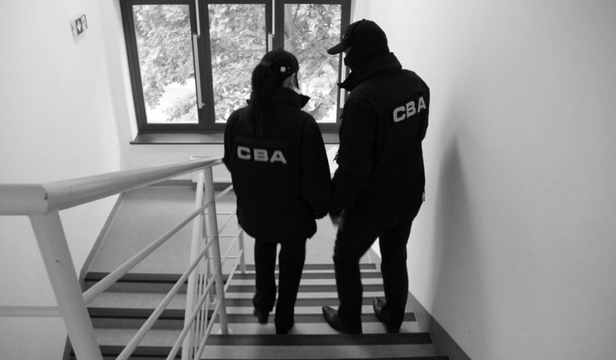 Eski silesya vizebaskani yolsuzluk suclamasiyla geri cekildi 4126