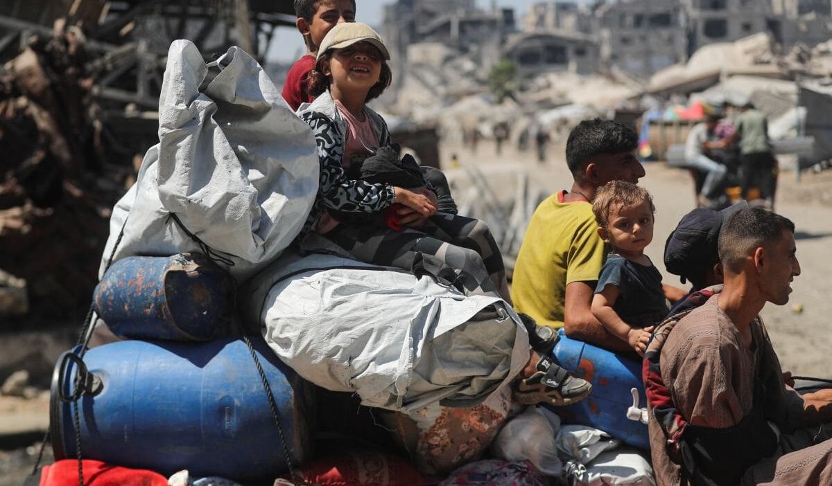 Gazze'deki durum giderek vahimleşiyor. Bir kutu mercimek 12 kişilik bir aile için 1 Gazze deki durum giderek vahimlesiyor bir kutu mercimek 12 kisilik bir aile icin 6574