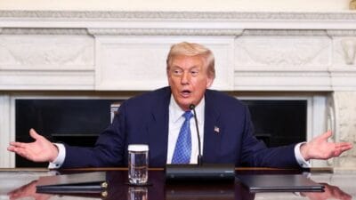 Genel siddetli sozleri trump ukrayna yi teslim etmeyi pazariyor 4040