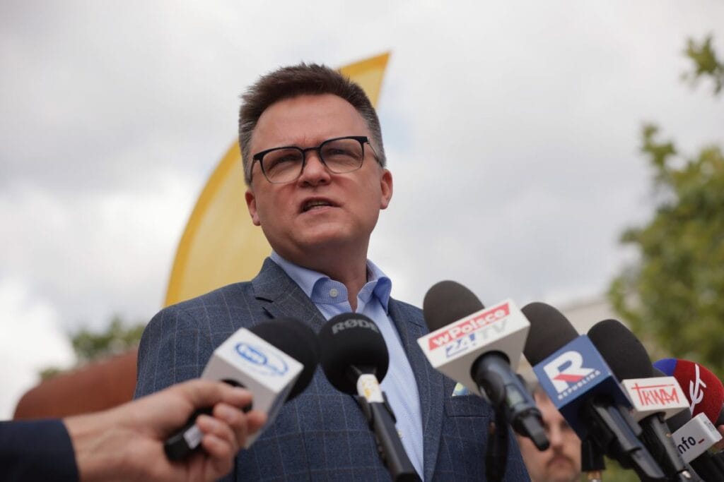 ho owni parti harcamalari sok ediyor polonya 2050 aktorleri sokta 4205