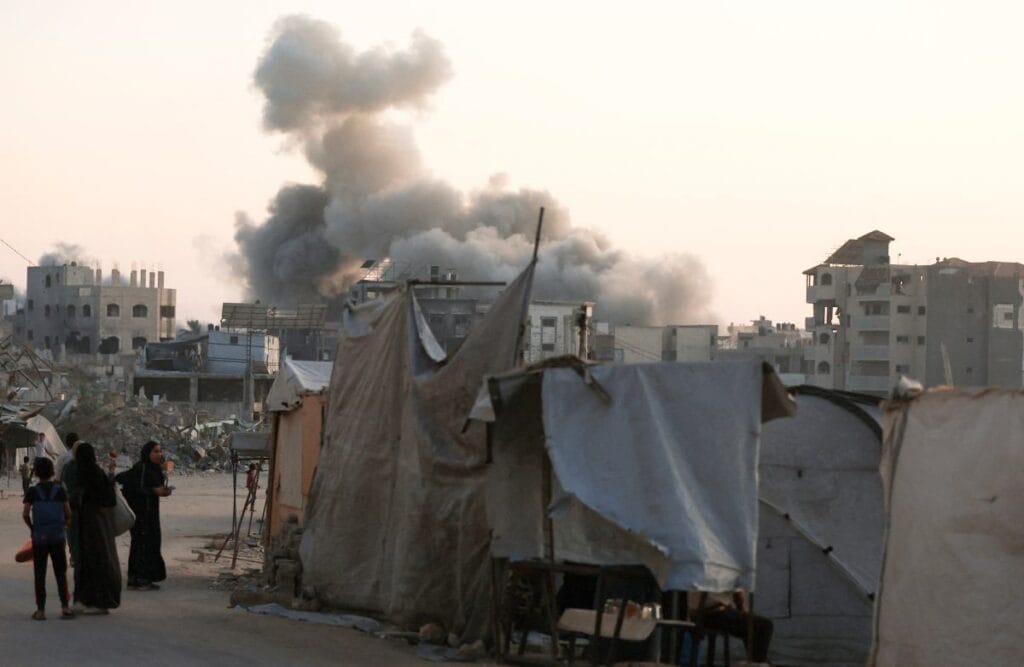 i srail gazze ye saldiri baslatti silahli kuvvetler sakinleri ariyor kacmalarini talep ediyor 5954