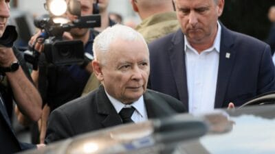 Kaczy ski copler dedi pis milletvekilini savunuyor bu inek 3986