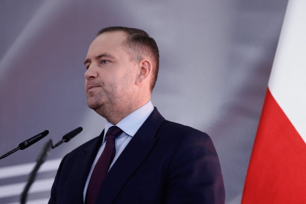 karol nawrocki donald tusk un toplanti teklifini kabul etti uluslararasi tumlesme ornegi 4298