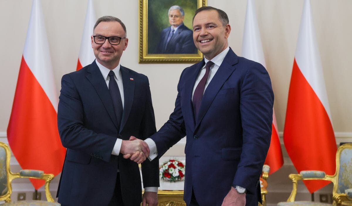 Karol nawrocki duda dan daha iyi bir cumhurbaskani mi olacak anket sonuclari 3650