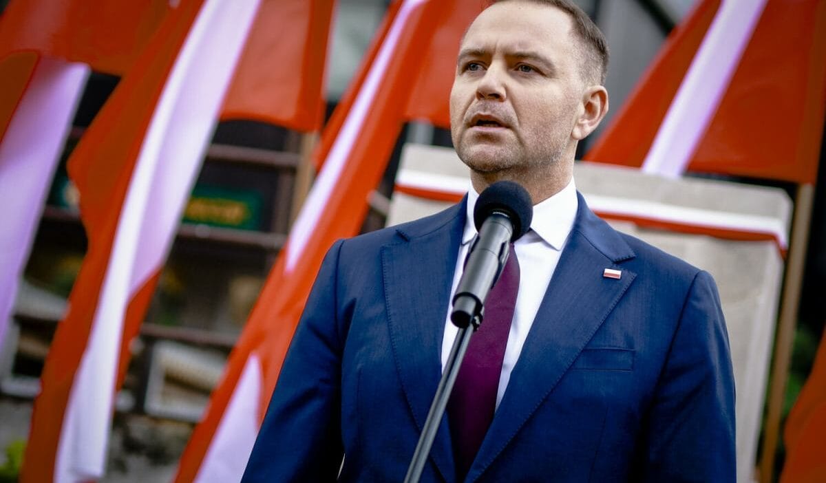 Karol nawrocki nin veto edebilecegi i lk yasa yeni baskan a yatirimcilarin ve yerel yonetimlerin cagrisi 3368