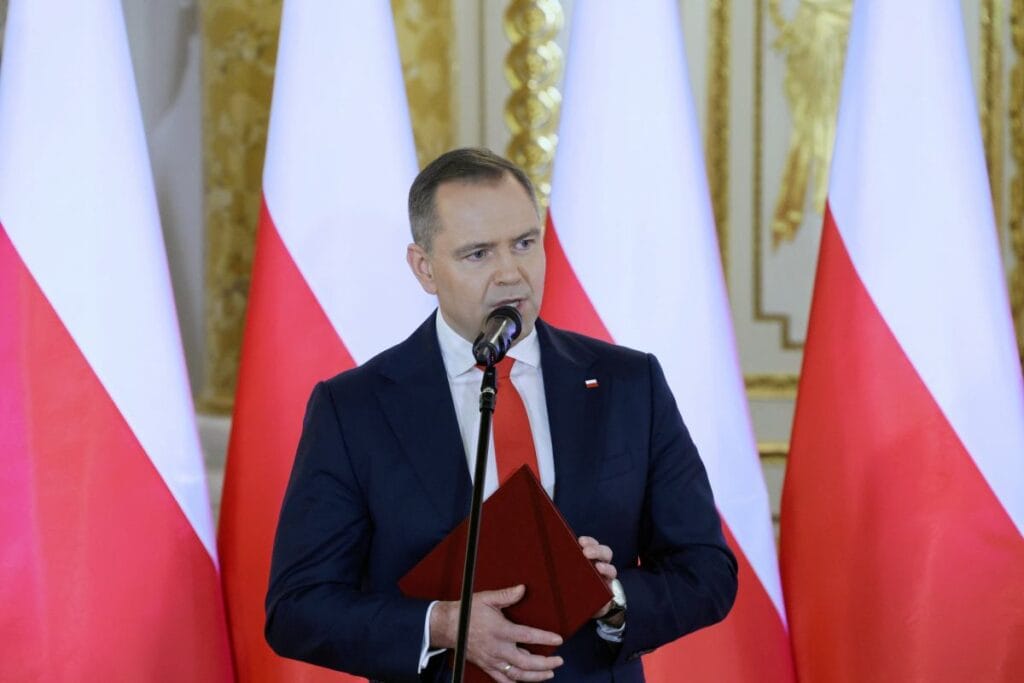 karol nawrocki rados aw sikorski yi gormek i stiyor neden 3601