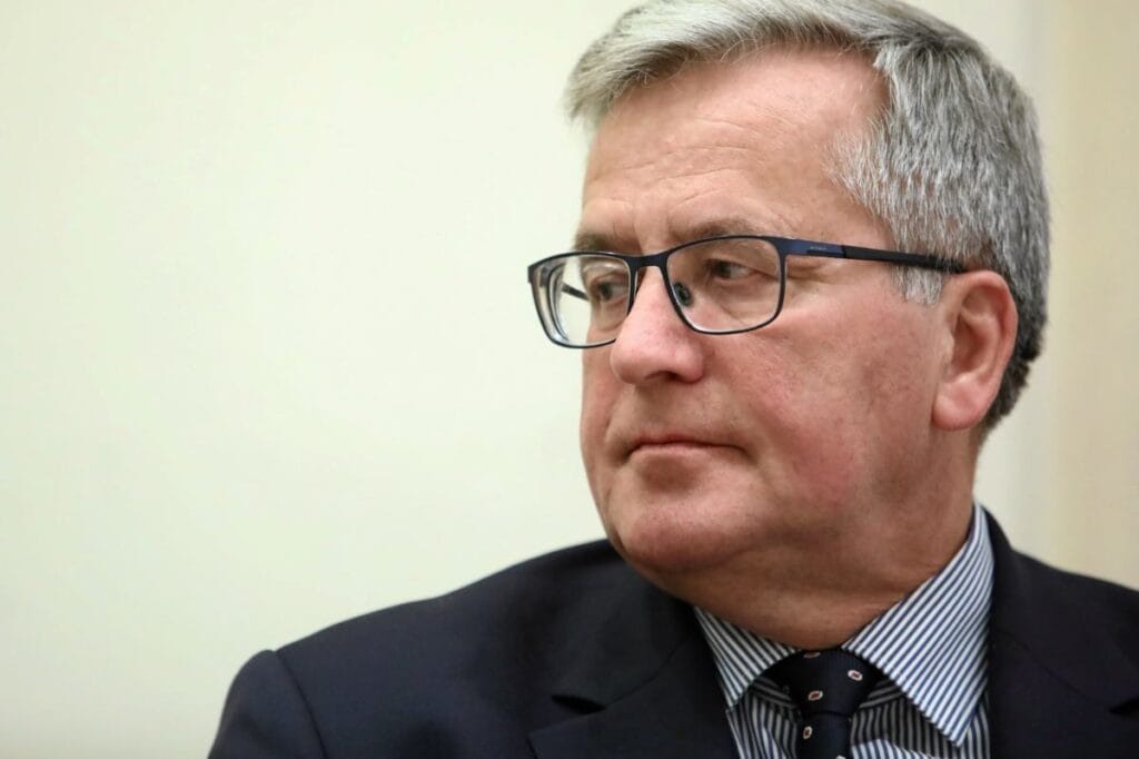 komorowski nin yemin torenindeki buyuk dili yanlisi sozlugunde olmayan kelimeyi soyledi 3293