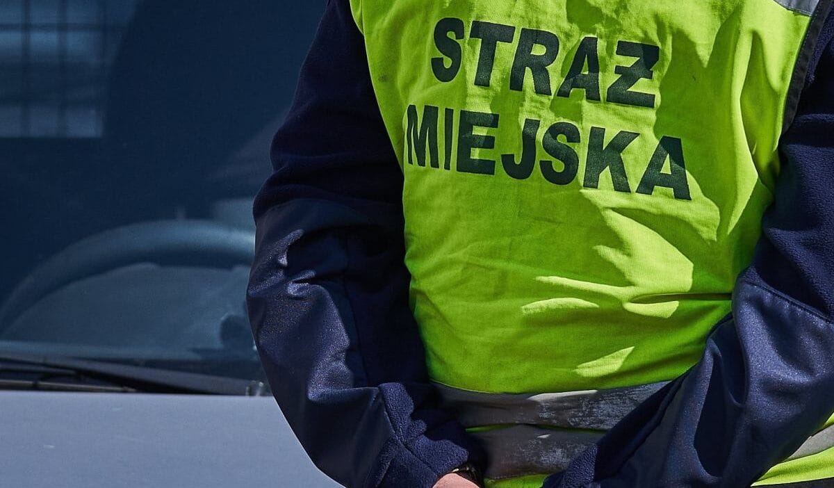 Kraków. Bir kadın bir köpek tarafından ısırıldı. Sahibi kaçmaya çalıştı 1 Krak w bir kadin bir kopek tarafindan isirildi sahibi kacmaya calisti 6876