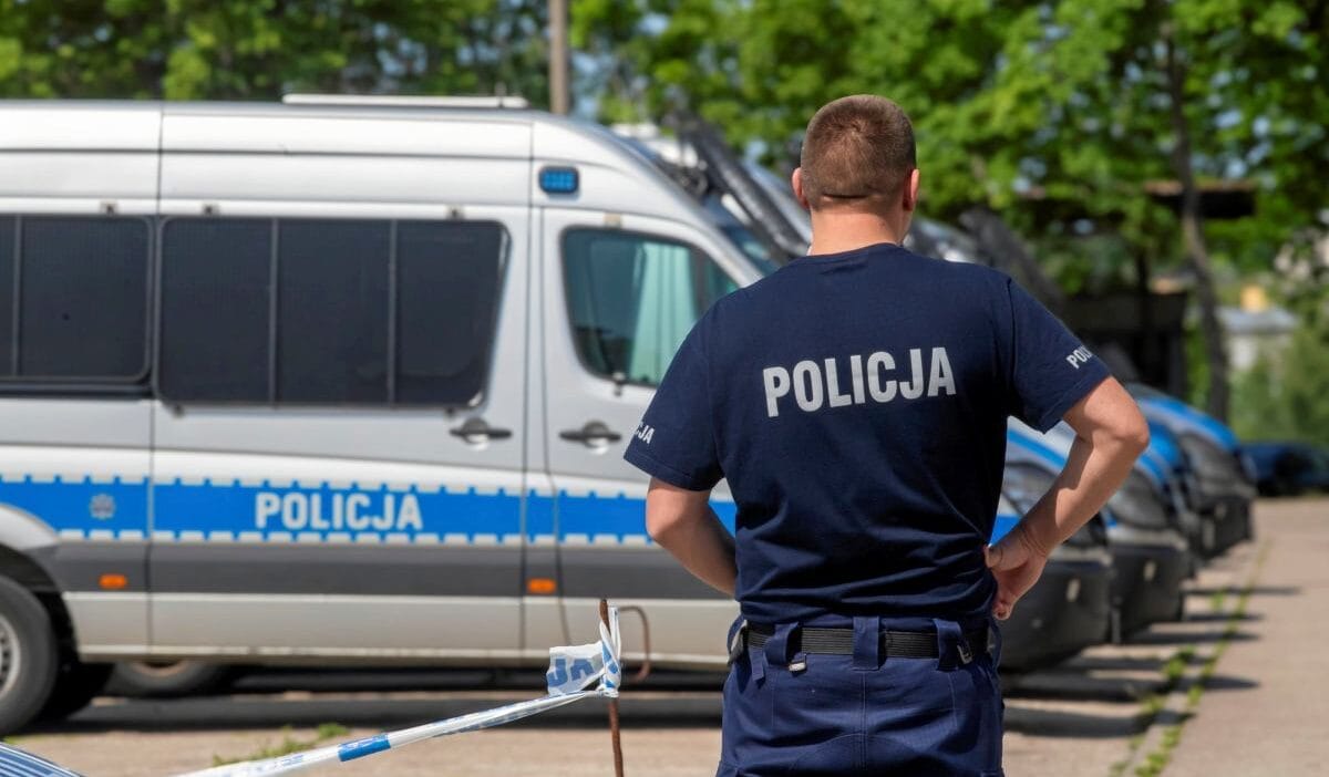 Krakow daki bicakli saldiriyla ilgili yeni bilgiler yaralanan taksi soforu sorgulanmistir failin cinayet nedeni belirlendi 6782