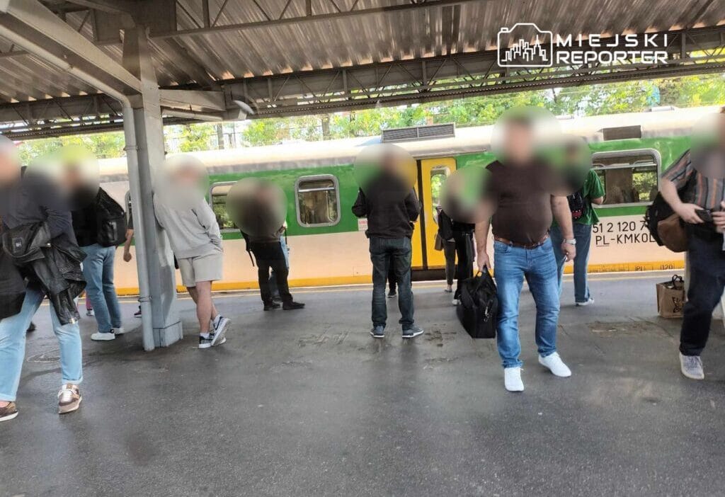 Kros hattında tren arızası. Demiryolunda büyük zorluklar! 1 Kros hattinda tren arizasi demiryolunda buyuk zorluklar 7312