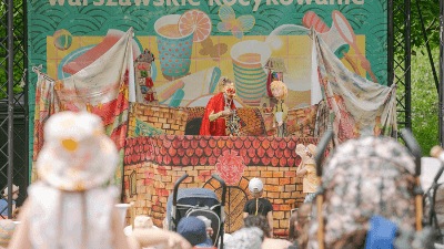 Kultur ve bilim sarayi yakinindaki merkez meydani nda varsova battaniyesi finali 7894