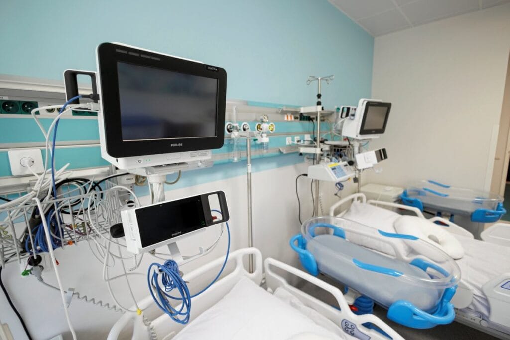 leszno da dogum sirasinda 2 kayip hastane sirlari aciga cikti 3737