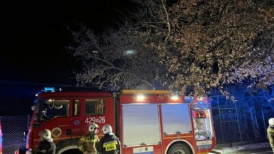 Ma opolska da buyuk bir depo yangini kilikstra kac arisi carpti 4031