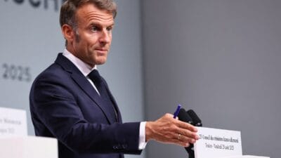 Macron rusya konusunda açık konuştu. "pazartesi gününe kadar bu gerçekleşmezse, putin trump'ın burnunu sürtecek". 4 Macron rusya konusunda acik konustu pazartesi gunune kadar bu gerceklesmezse putin trump in burnunu surtecek 7900