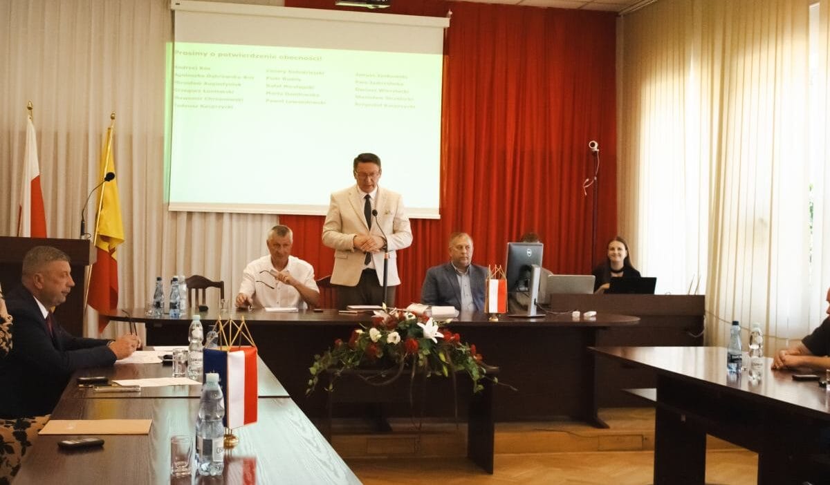 Mak w i lcesinin yeni bir krali var meclis uyelerinin karariyla i sa mesih 6481