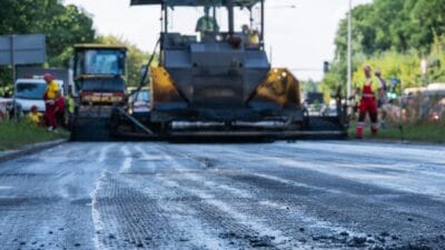 Marsa caddesi nde yeni yuzey suruculer ve yolcular icin degisiklikler 6197