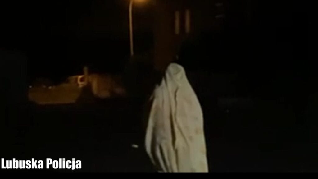miedzyrzecz hayalet in kamyonlardan yakit calmasi gerekiyordu polisler teslim olmadi 6075