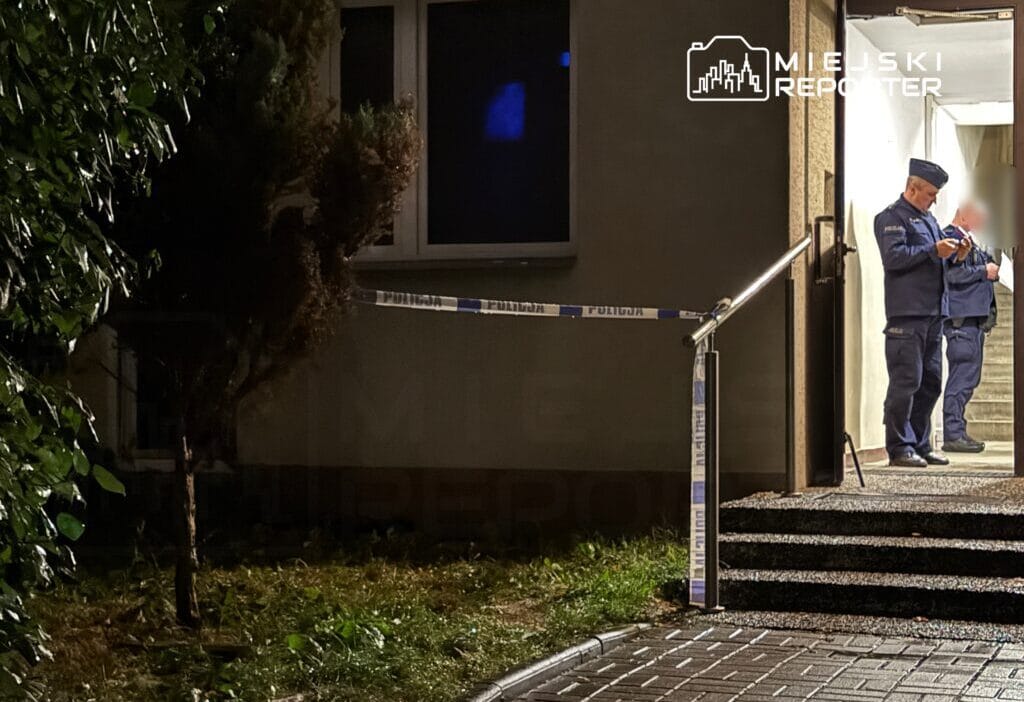 Mokotow da trajik yangin bir apartman dairesinde yanmis bir ceset bulundu 6907