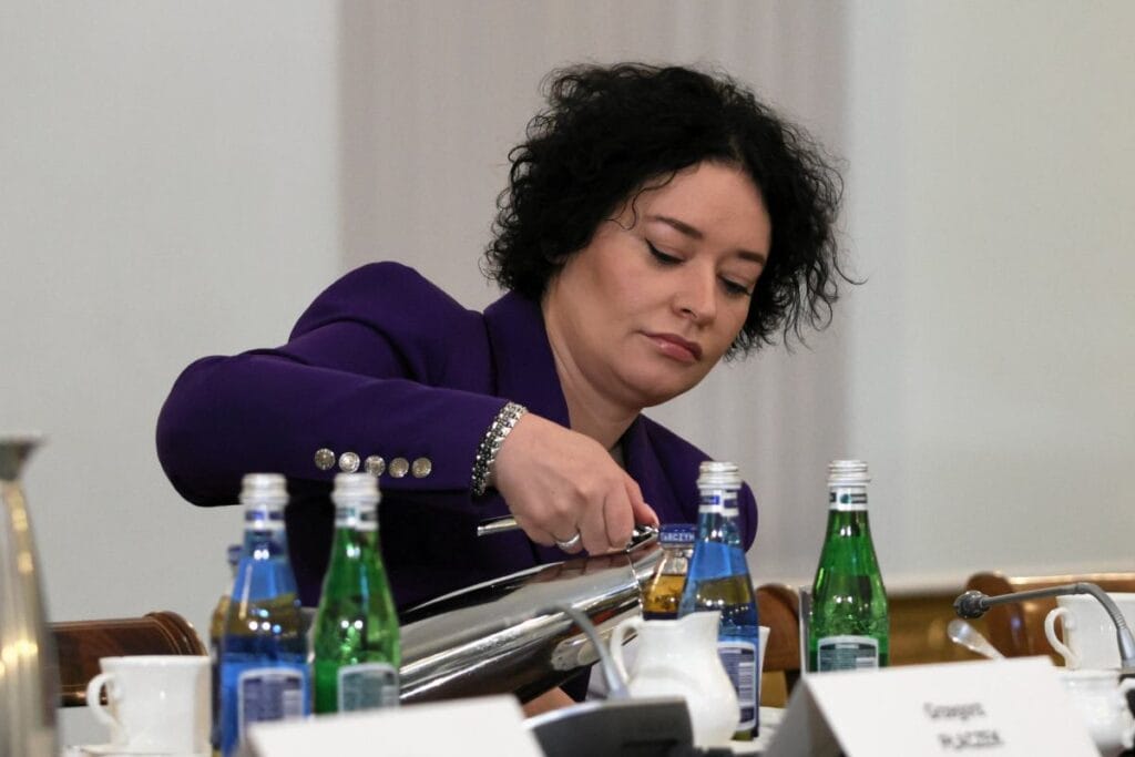 nawrocki nin vetosu etrafinda firtina ukowska dan giertych e sessizlik seni moron 6928