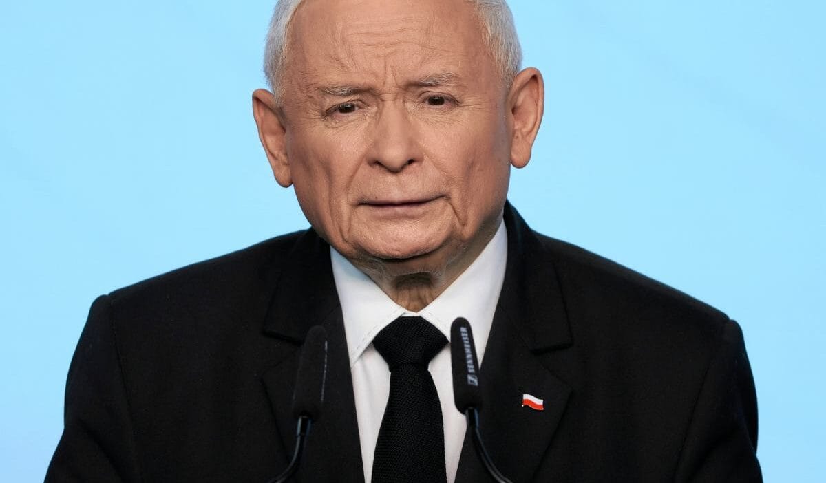 Osina da drone patlamasi jaroslaw kaczynski zurek e saldirdi belki de tedavi edilmeli 6870