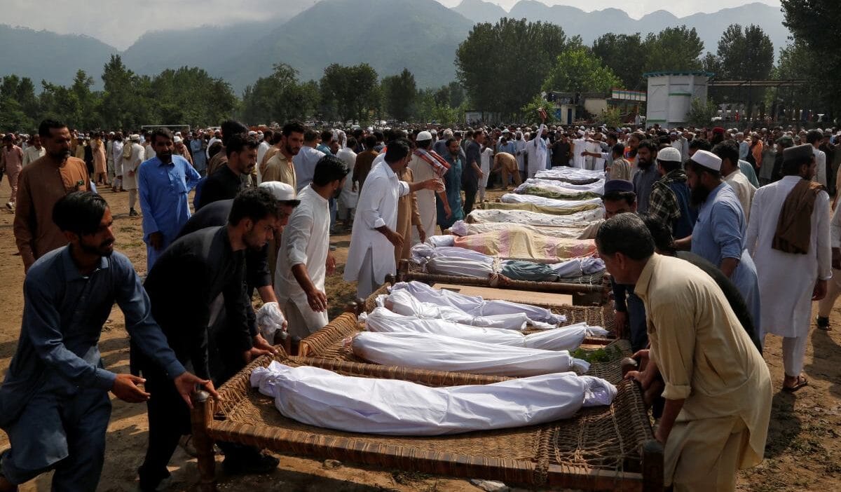 Pakistan'dan dramatik haberler: yaklaşık 350 kişi ölüyor, ‘taş fırtınası’ 1 Pakistan dan dramatik haberler yaklasik 350 kisi oluyor tas firtinasi 4753