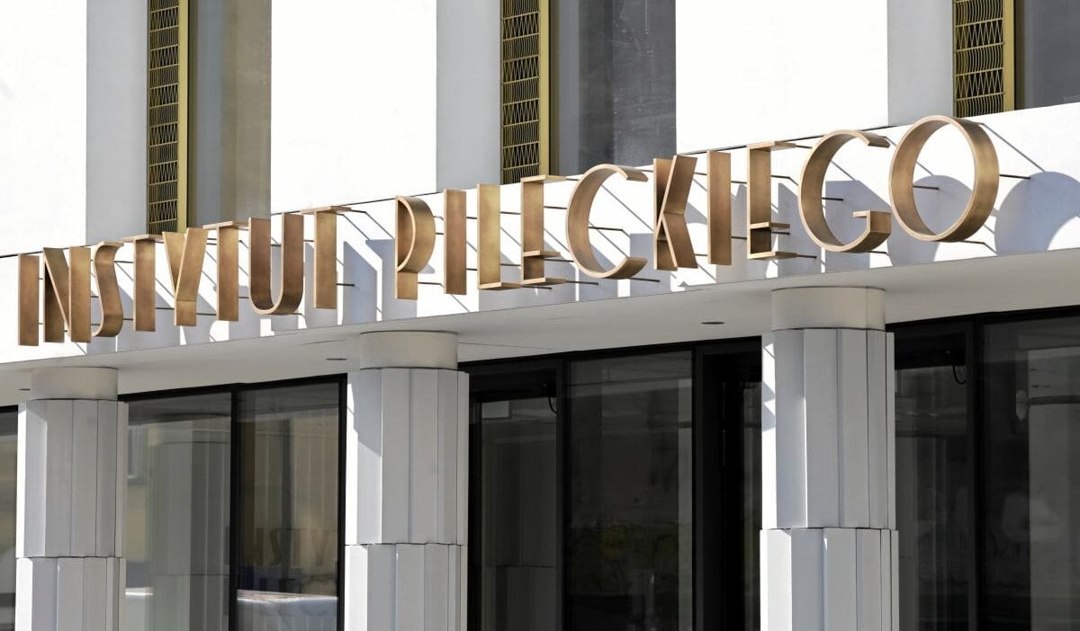 Pilecki enstitusunde degisiklik berlin filialinin muduru gorevden feragat edildi 4341