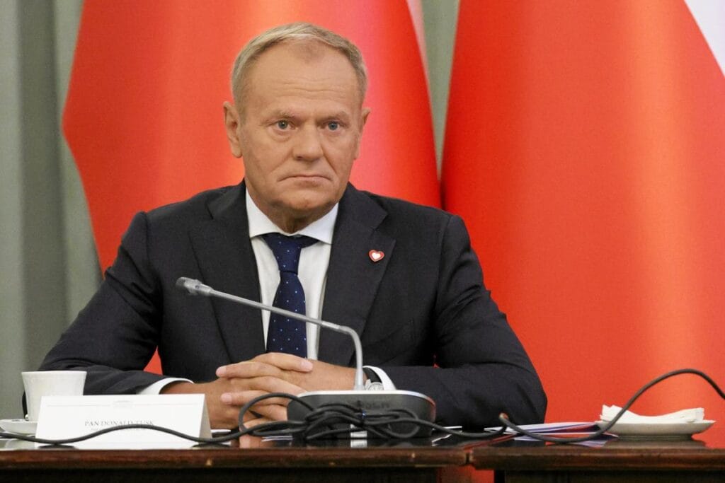 polonya nin her yerinde alarmlar donald tusk karar verdi 7930