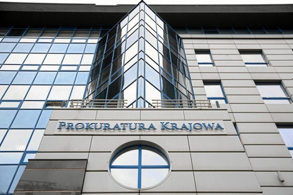 prokurator yabanci i stihbaratin taktiksel yanginlari 6 kisi suclandi 4202