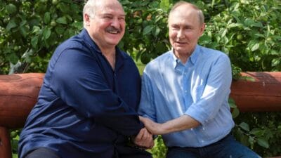 Putin biyoloryu lideri łukaszenka ile görüştü; trump 'biyoloryyaya ve güçlü liderine teşekkür ederim' 4 Putin biyoloryu lideri ukaszenka ile gorustu trump biyoloryyaya ve guclu liderine tesekkur ederim 4795