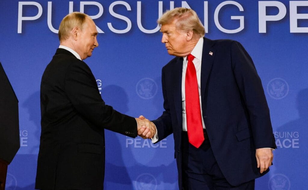 putin e sicak karsilama trump ile gorusme kisa sureli bitti 4563