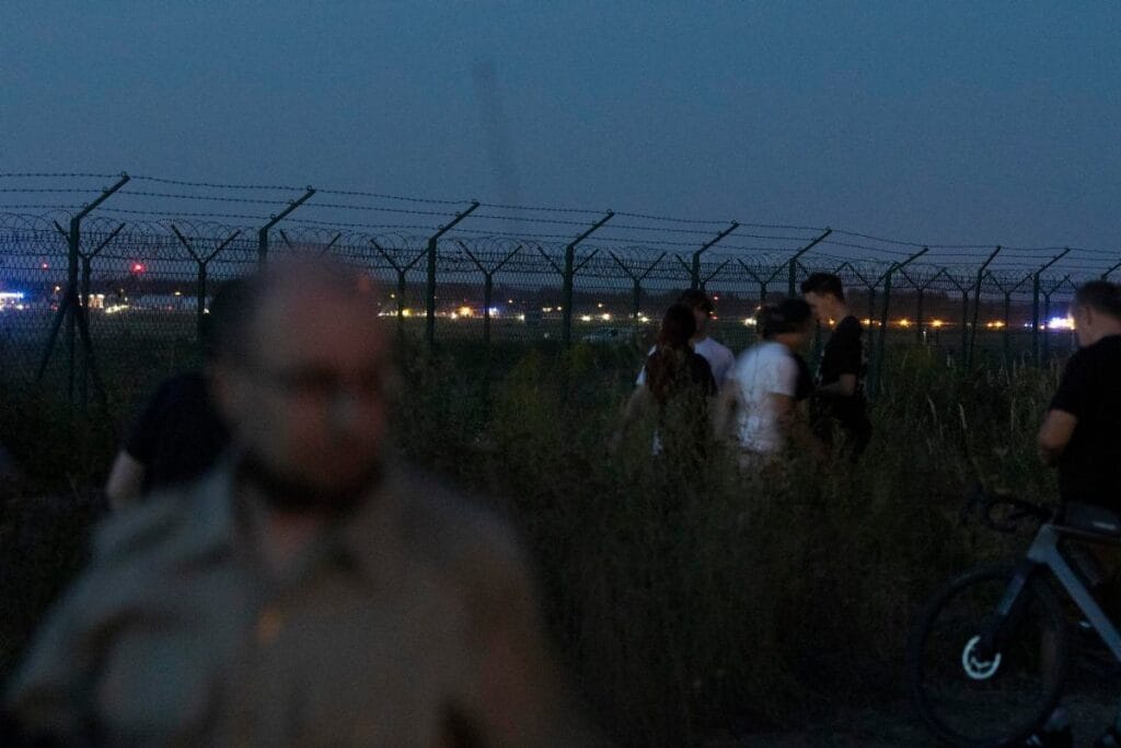 radom da f 16 kazasi pilot hayatini kaybetmistir devlet yetkilileri ve ordu bassagligi diliyor 7586