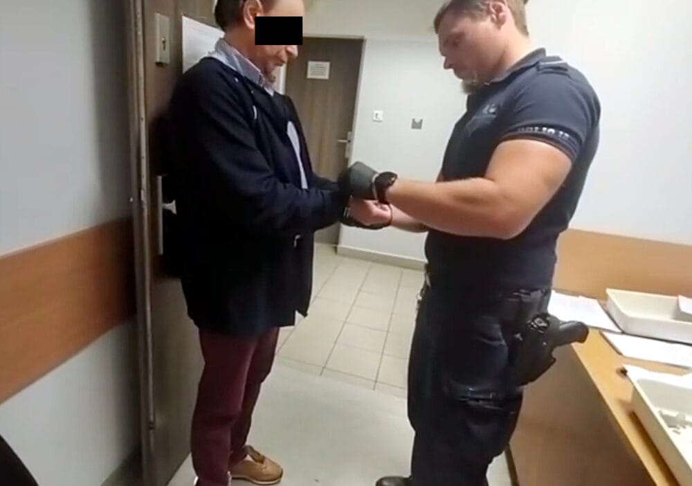 Randevu mektubuyla araniyordu baskent polis memurlari tarafindan yakalandi kendisi 11 yil hapis cezasina carptirilmistir 7808