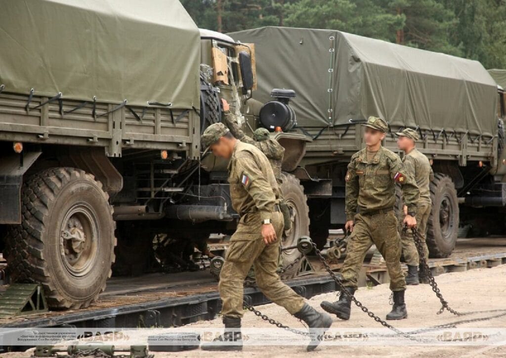 rus askerleri belarus a yerlesiyor zapad 2025 de buyuk ortak tatbikatlar kapida 3371