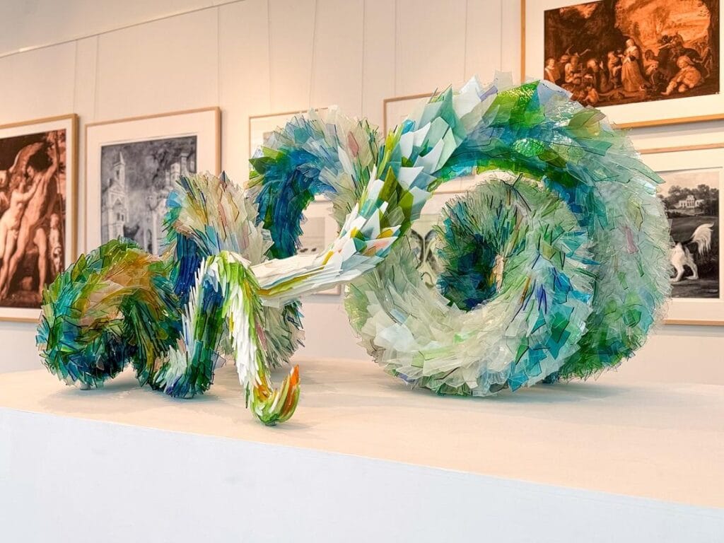 seffaf lis kediler ve kuslar alternatywach ta seffaf menzer i kesfedin 5068