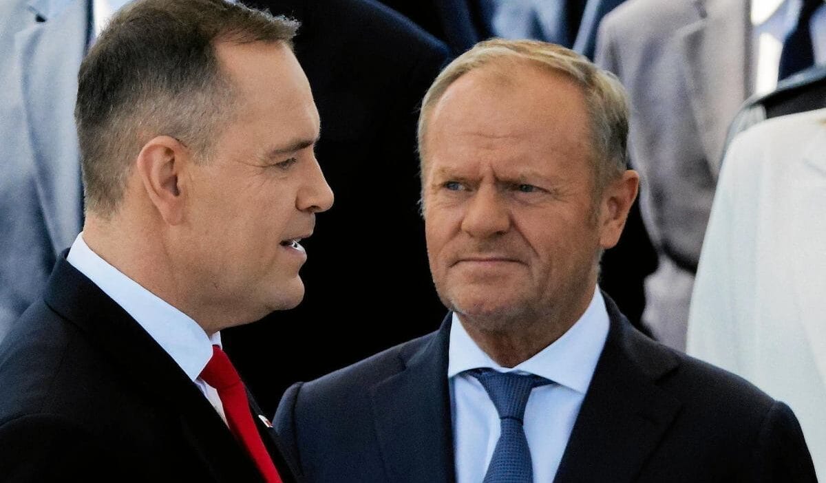 Sok anket polaklar nawrocki ve tusk arasinda i sbirligini i stiyor 5022