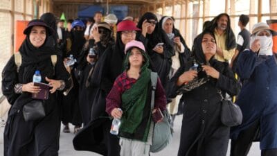 Suryani haci yolcularinda klor zehiri 600 den fazla kisi hastaneye yatirildi 3887